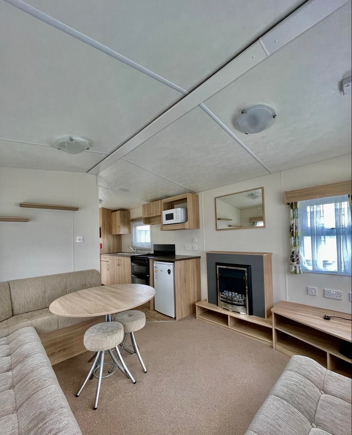Front-Room
